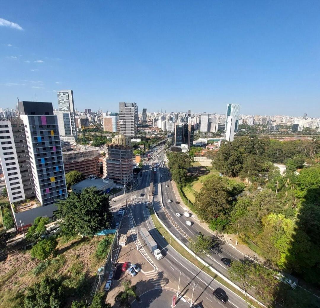 Perto De Pinheiros Com Estacionamento * São Paulo